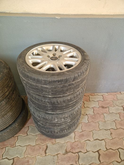 Vand genti cu cauciucuri Volvo S60