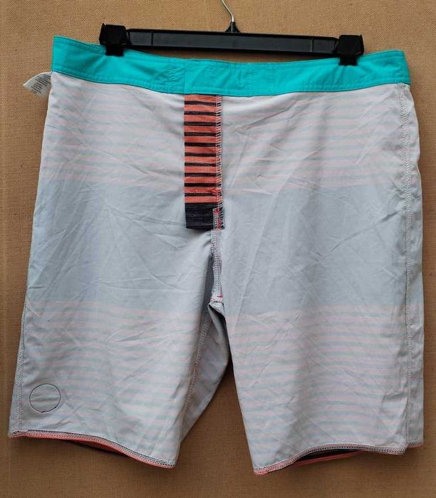 RVCA #36 beach surf board плажни борд шорти плажни къси панталони