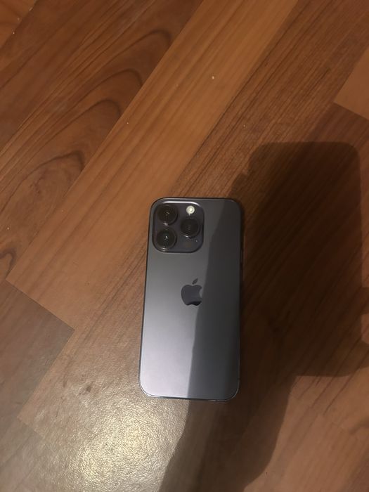 Продается Iphone 14 pro б/у