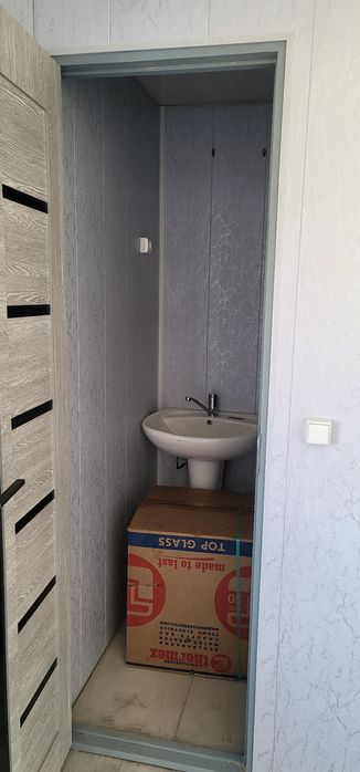 Контейнер домик и металла конструкции