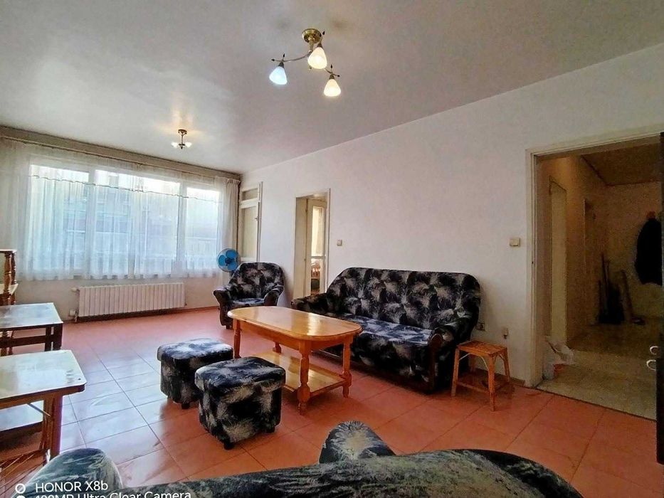 Дава се под наем Двустаен апартамент в София, Борово - 70 кв.м за 350 € - Снимка #1