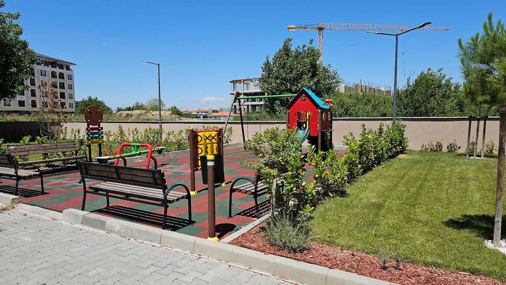 Продава се Двустаен апартамент в Пловдив, Остромила - 70 кв.м за 2000 €/кв.м - Снимка #12