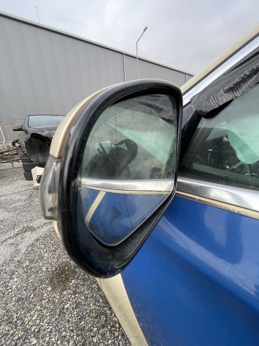 На части w213 Мерцедес Е220