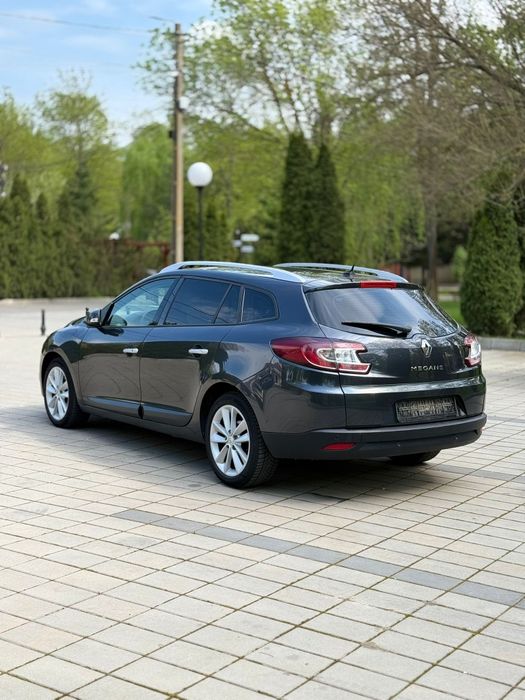 RENAULT Megane 2011 — imagine 3