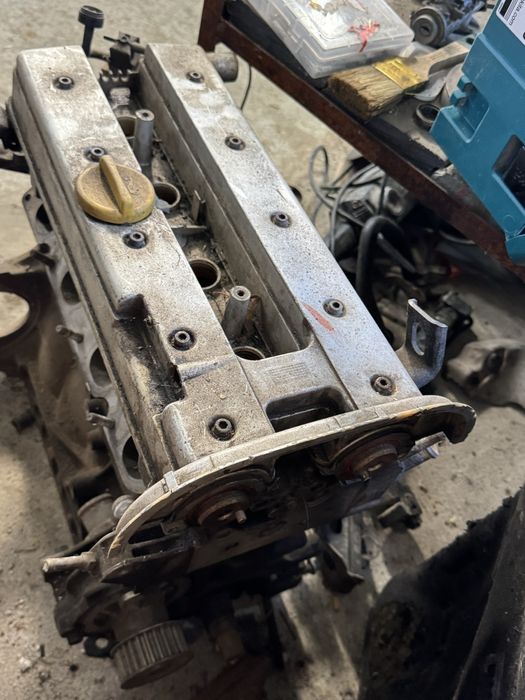 Двигател за opel 2.0 136коня