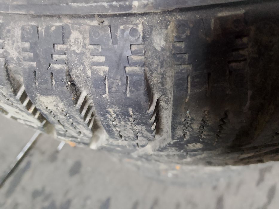 Шыны 175/70/13 продам