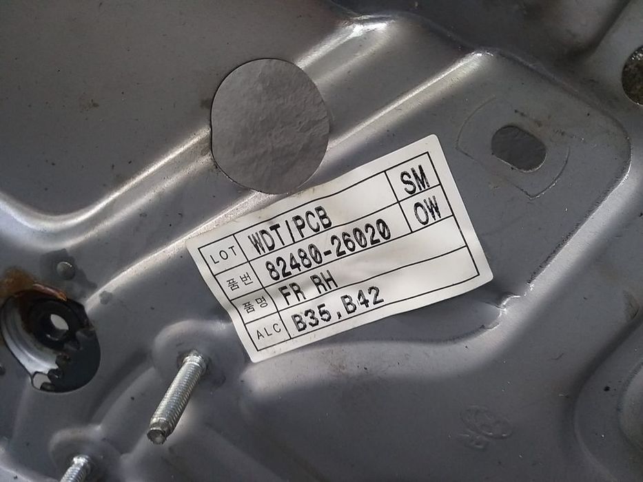 Macara geam electric dreapta fata hyundai santa fe 1 sm 8248026020