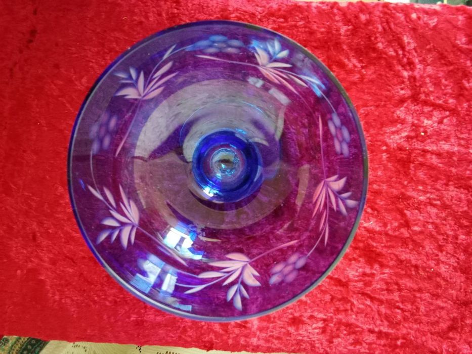 Вазочка , собачка ( статуэтка Гжель ) СССР