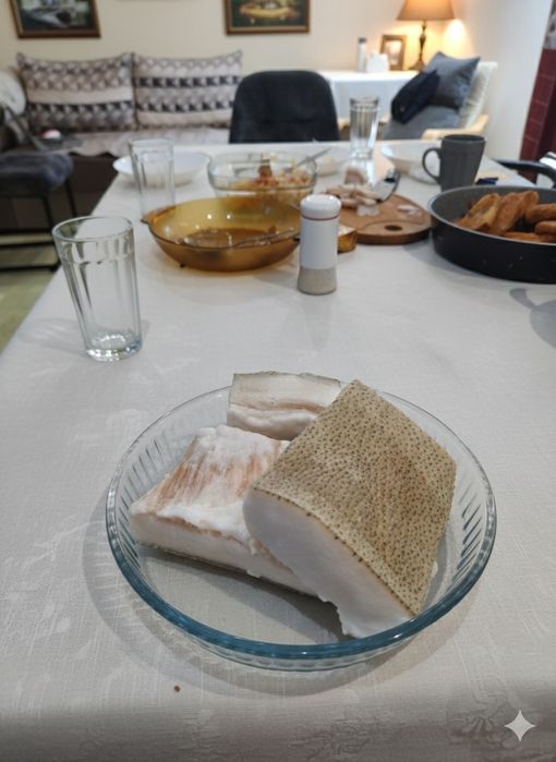 Свинска мас  и сланина домашна (тази годишна)