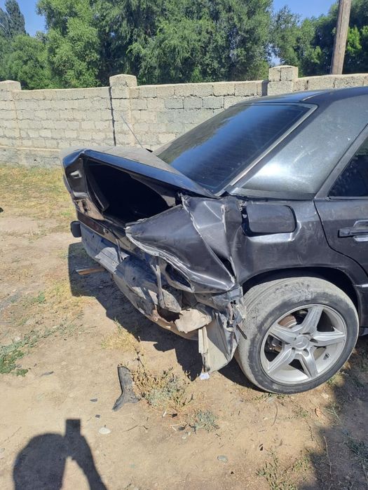 Мерс развор керек заттары болса сұрай беріңдер