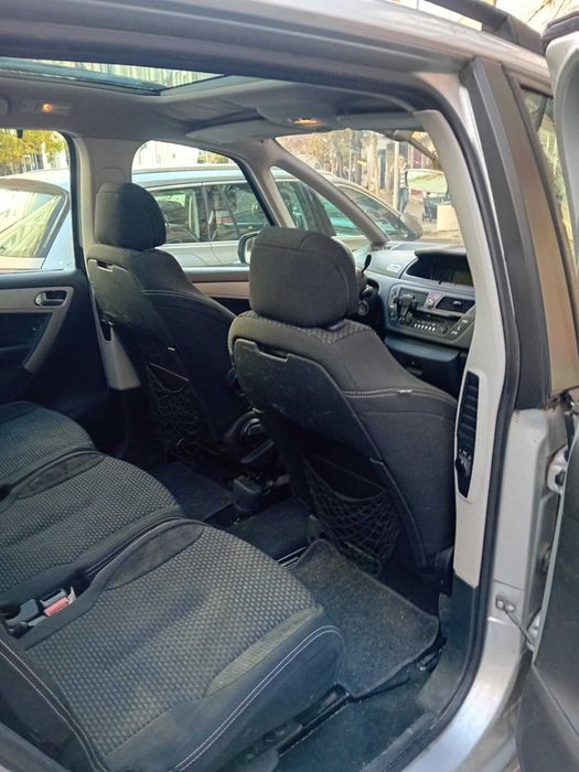 Продавам Ситроен Ц4 Гранд Пикасо