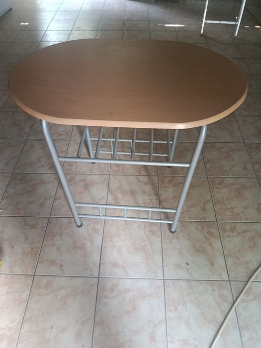Măsuță cafea și bucătărie
