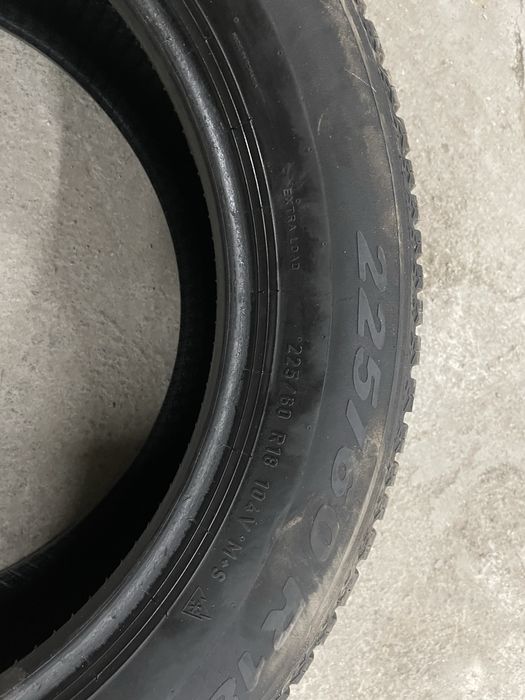 Гуми Pirelli  All Season R18