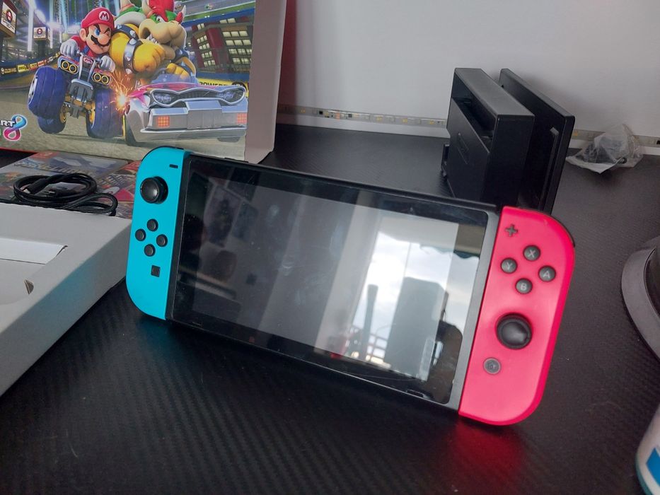 Consola Nintendo Switch OLED Full Box + 2 Jocuri (Mario Odyssey, Minecraft) Stare Impecabilai