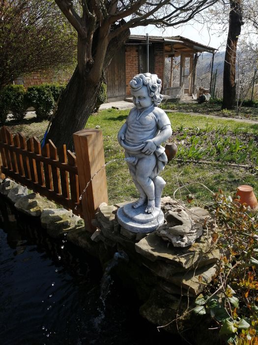 Статуя  с вградена тръбичка на ф 8