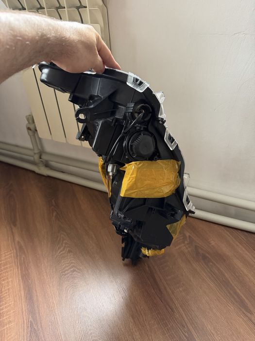 Фара рав 4 2020 г