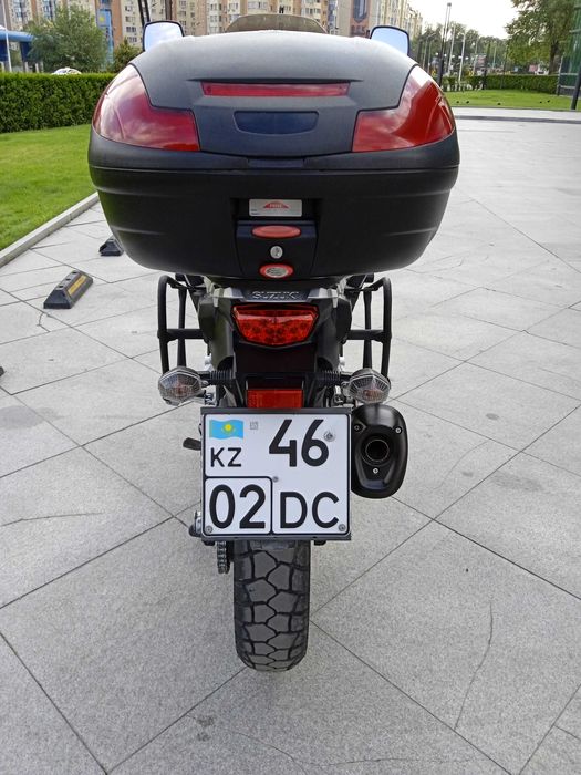 Suzuki DL 1000. V - Strom.