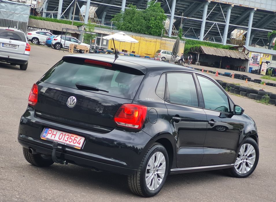 VW Polo TEAM ~ 2012 ~ 1.6 TDI - 90 CP ~ Euro5 ~ Navi , Klimă , Senzori , Jante ~ Import Germania