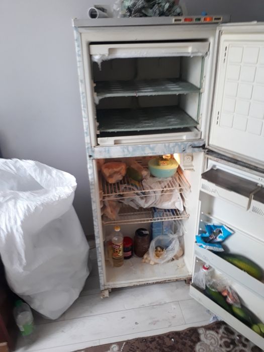 Продам холодильник и телевизор