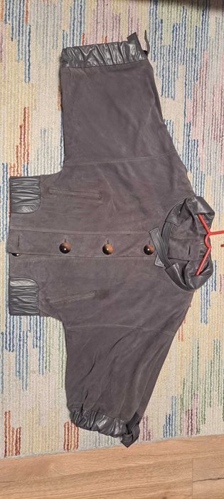 Geaca piele, noua, dama, marime 40