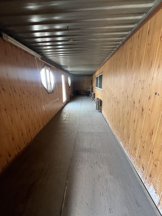 Аренда ангара— склад / пандус, видеонаблюдение, охрана и заезд для фур