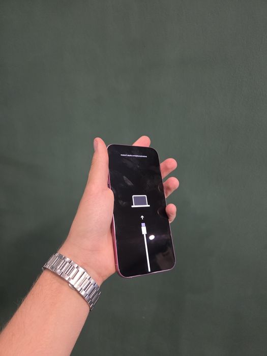 Iphone 16 plus pentru piese