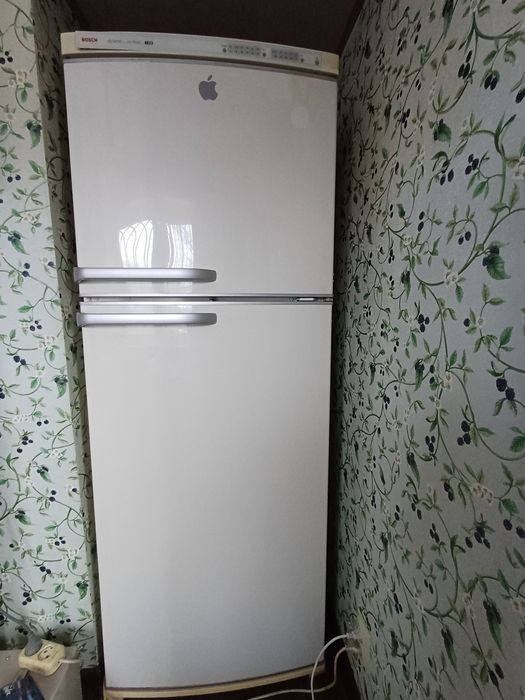 Холодильник BOSCH