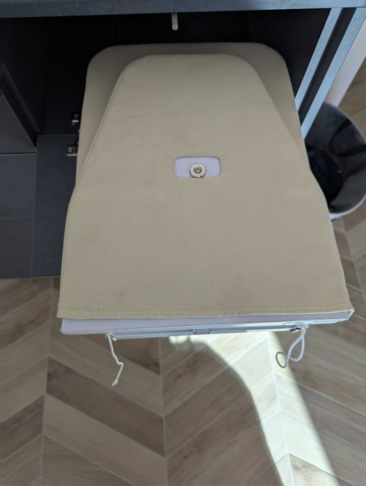 Стойка за гладене, за вграждане