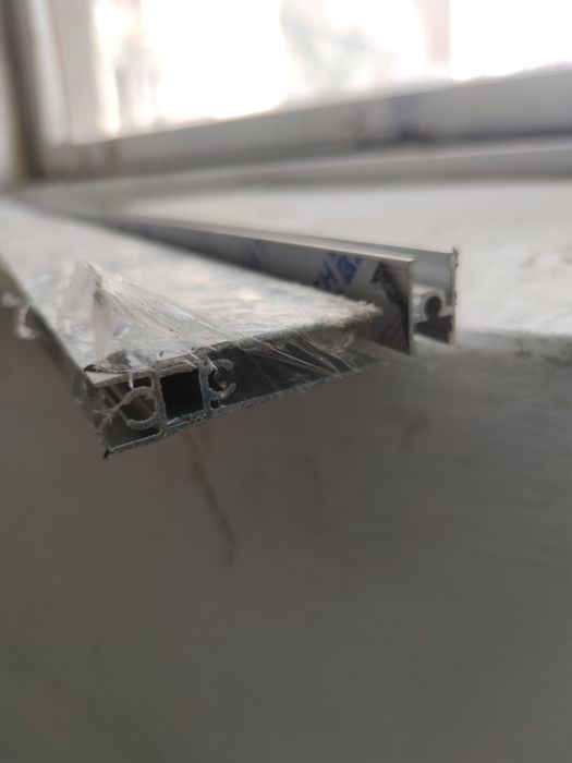 Дверь купе, комплектующие