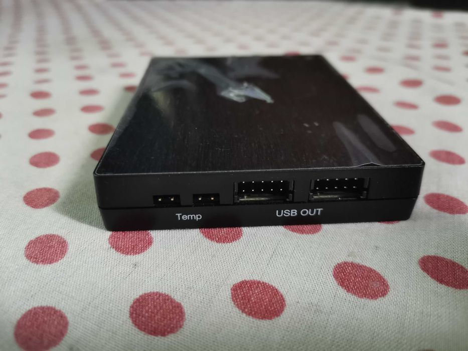 Fan Controler Aorus RGB Commander, 8 fan.