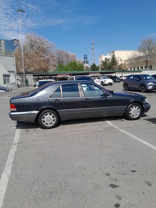 Сотувда Мерседес Бенз W 140 S 320.