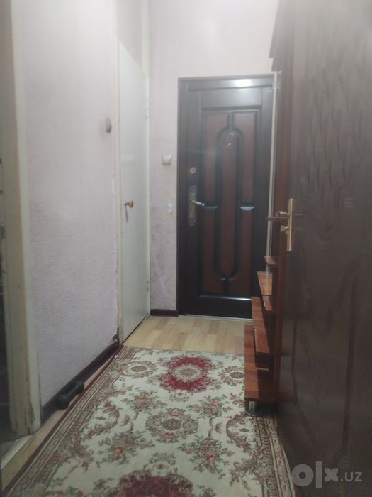 Чиланзар 18 квартил 11дом 81кв сотилади. узим ни уйим