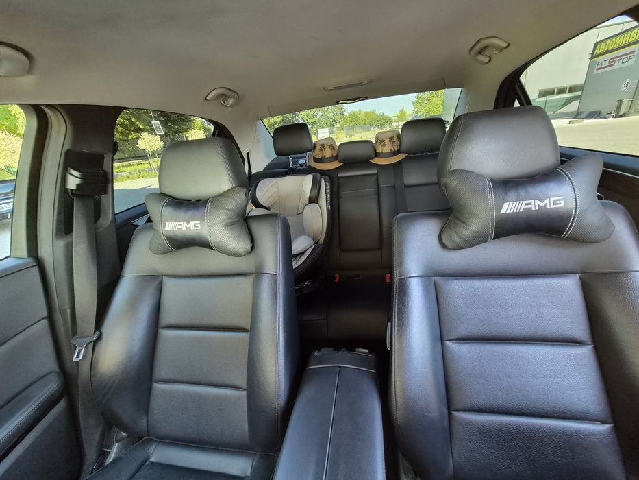 Mercedes-Benz E350 W212