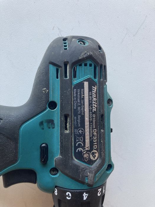 Autofiletanta Makita 10,8v  DF 331D  doar corp