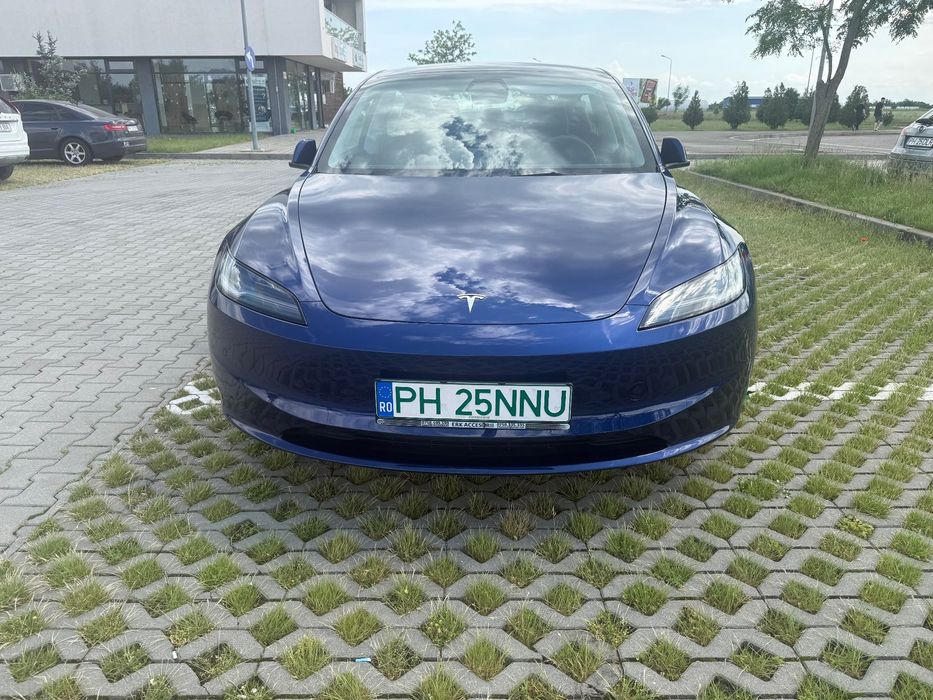 Tesla Model 3 Model 3 Long Range Dual Motor AWD
