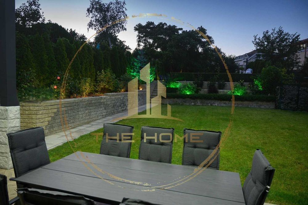 Дава се под наем Къща в Варна, м-т Траката - 320 кв.м за 4000 € - Снимка #9