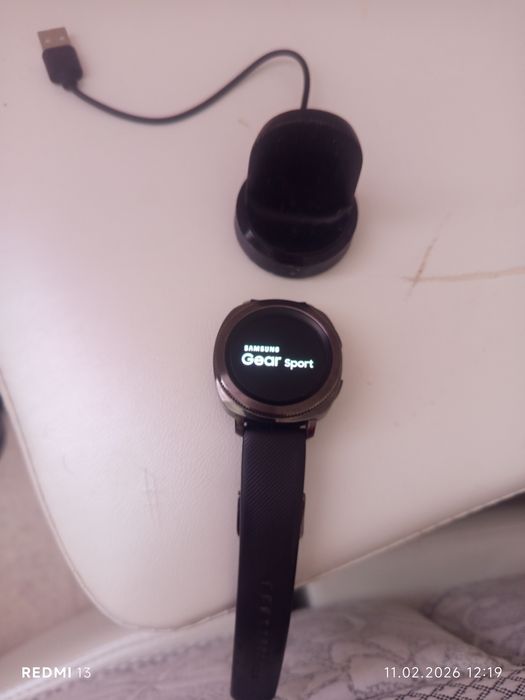 2 телефона и часы обмен