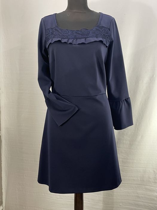 2RO4228 тъмно синя рокля