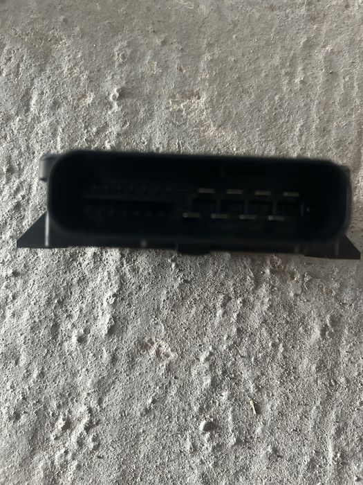 Calculator frana de mana eb685485601 bmw f10/11 cod 231220-10