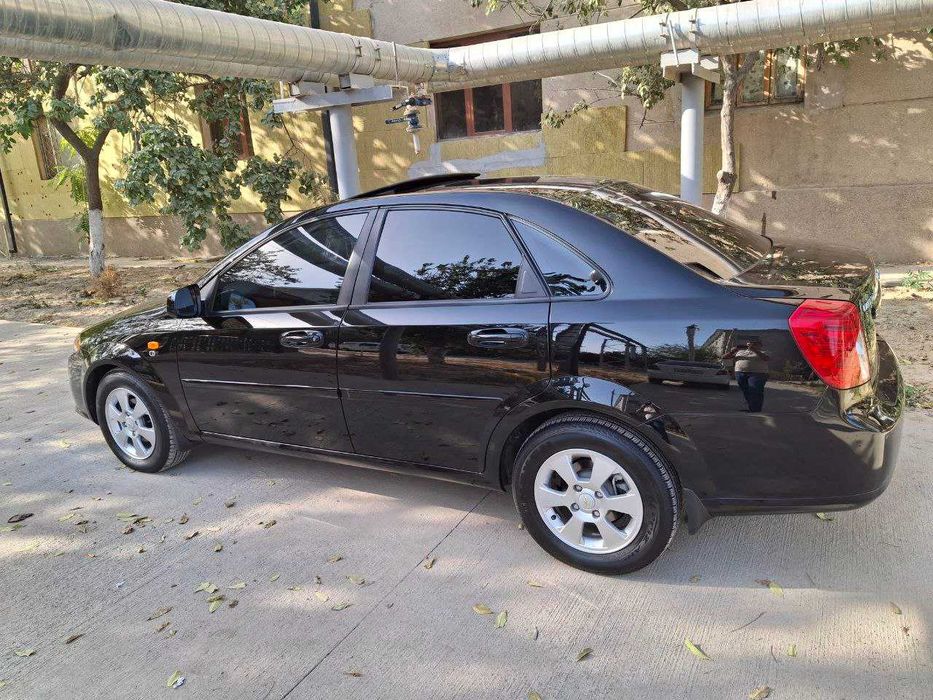 Gentra 2022 Avtomat Full srochno sotiladi kelishamiz