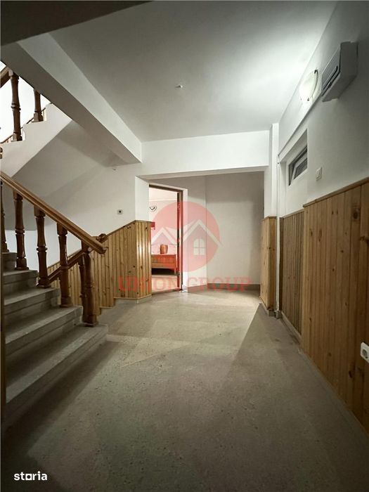 Pensiune 15 camere in a Doua Linie la Mare, zona Pescaria lui Matei