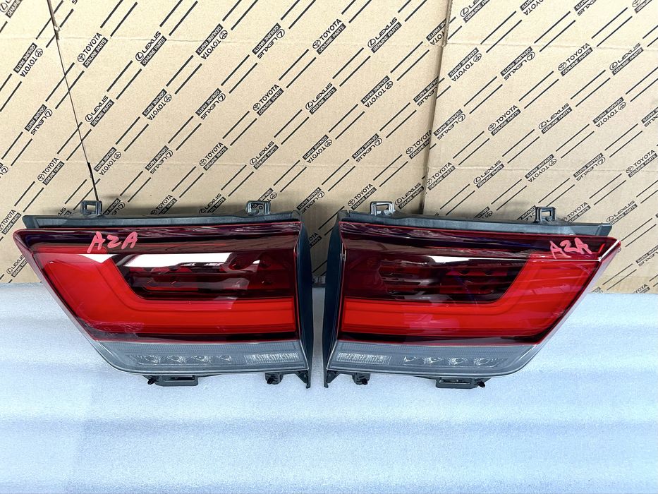 Задние фонари на багажник Land Cruiser 300 Ленд Крузер 300