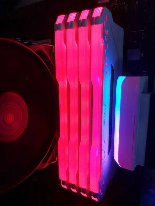 32GB 3200Mhz CL16 - DDR4 рам памет