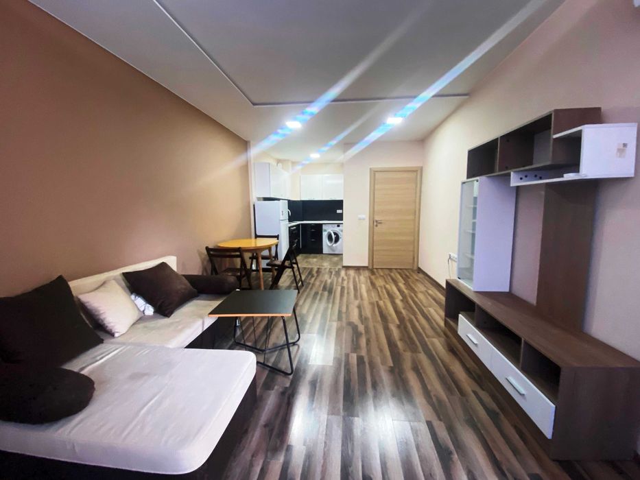 Дава се под наем Двустаен апартамент в София, Мусагеница - 76 кв.м за 377.4 € - Снимка #1