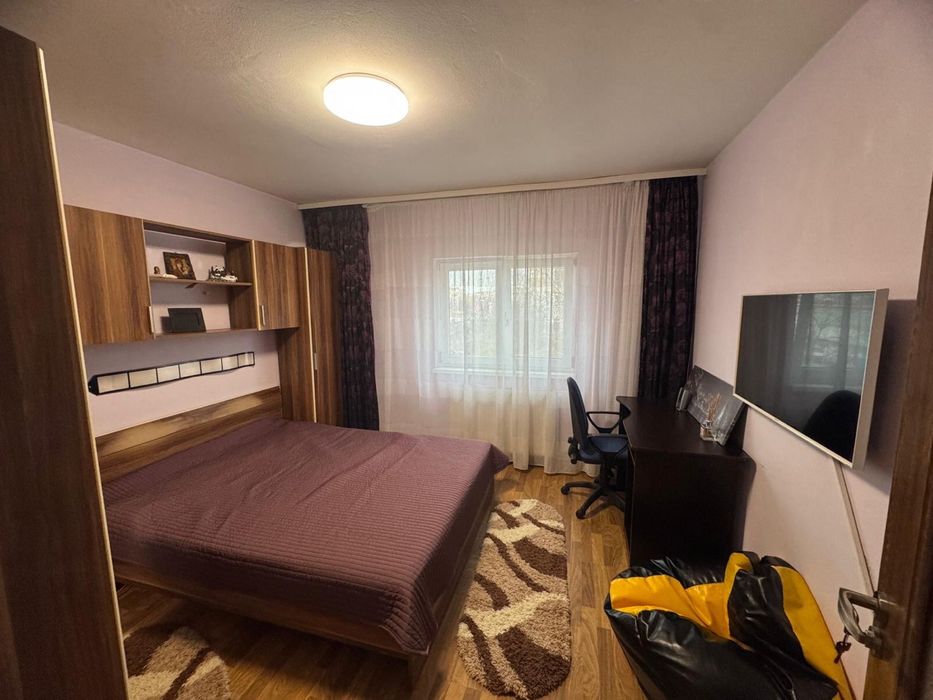 Inchiriez apartament trei camere sucpi lapus