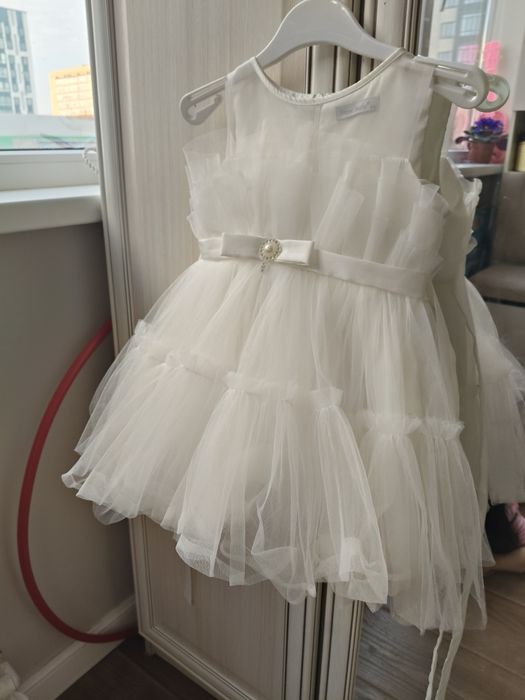 платье белое для девочек 1-2 г