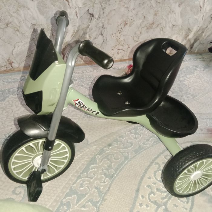 Детский велосипед почти новый