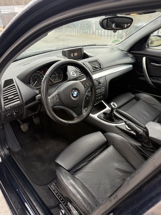 BMW SERIA 1 E87 / 118d / 143cp Distributie/Volanta schimbate