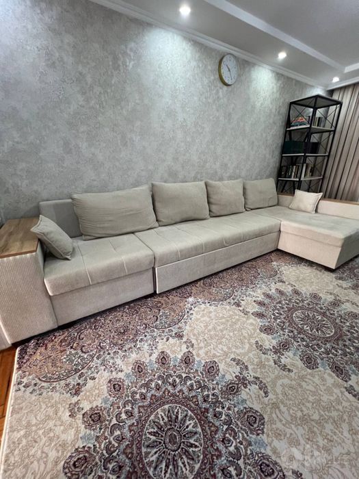 Продаю диван (раскладной) в отличном состоянии