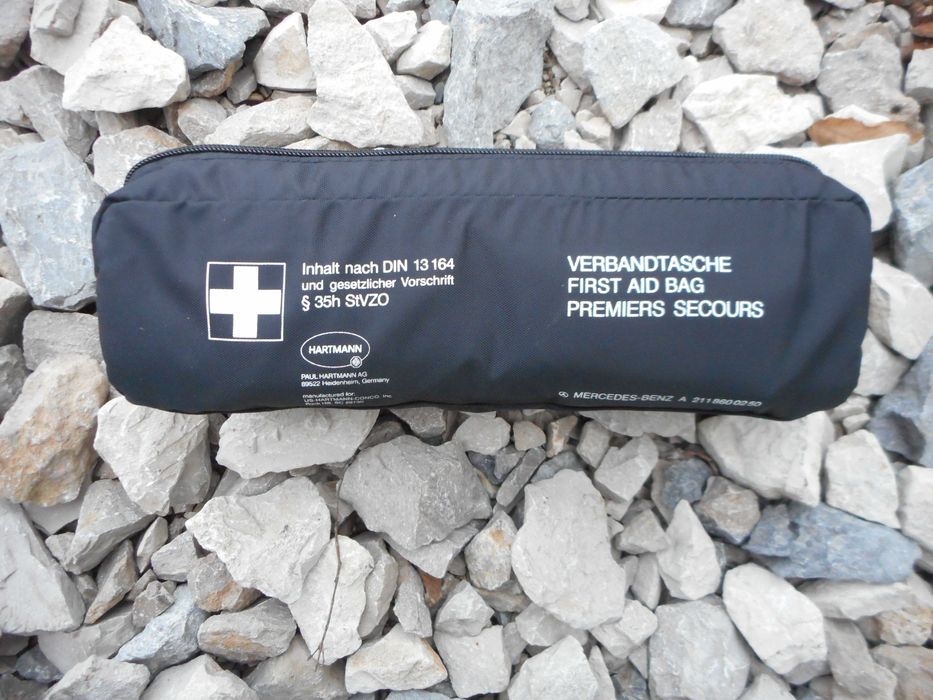 Аптечка Аптечки и Папка - папки от Мерцедес